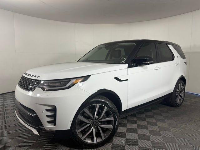 new 2025 Land Rover Discovery car, priced at $77,828