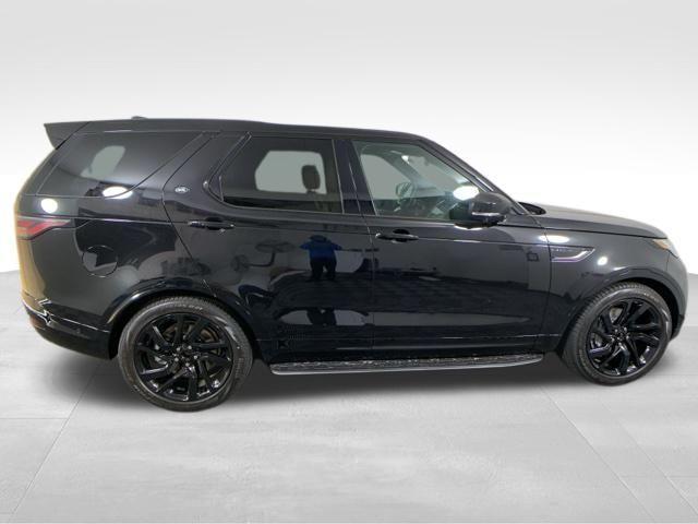 new 2025 Land Rover Discovery car, priced at $73,378