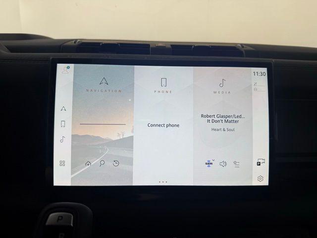 new 2025 Land Rover Defender car