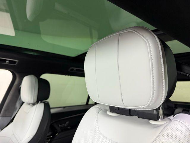 new 2025 Land Rover Range Rover Sport car, priced at $137,950