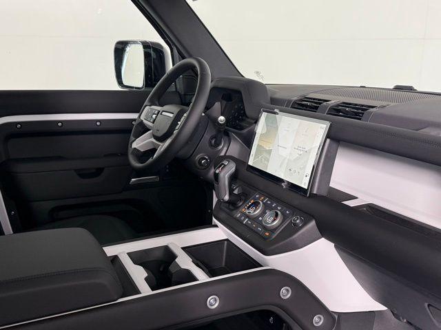new 2025 Land Rover Defender car
