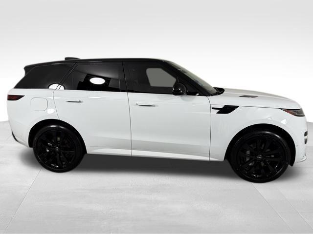 new 2025 Land Rover Range Rover Sport car, priced at $98,955