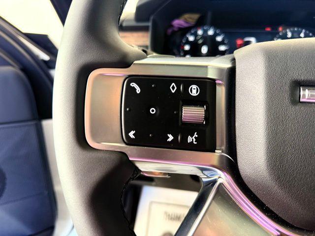 new 2025 Land Rover Discovery car, priced at $69,625
