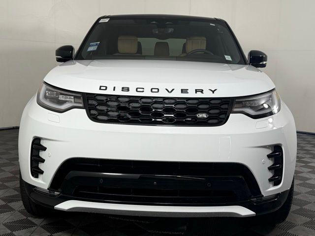 new 2025 Land Rover Discovery car, priced at $69,625