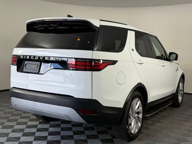 new 2025 Land Rover Discovery car, priced at $64,725