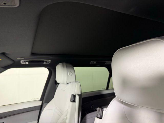 new 2025 Land Rover Range Rover Sport car, priced at $83,890