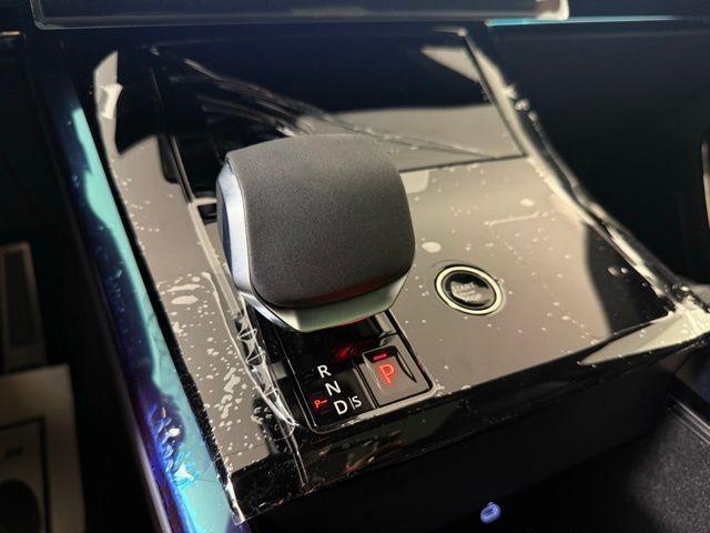 new 2025 Land Rover Range Rover Sport car, priced at $120,205