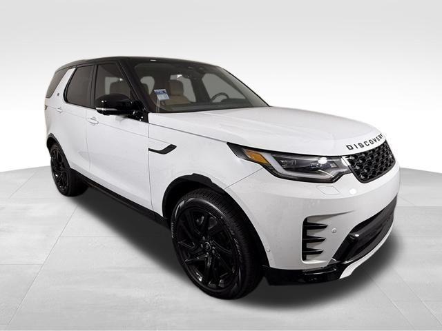 new 2025 Land Rover Discovery car, priced at $70,593