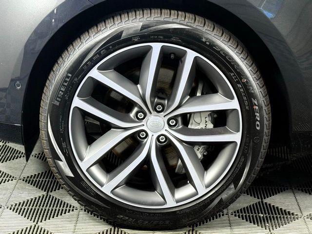 new 2025 Land Rover Range Rover car, priced at $129,855