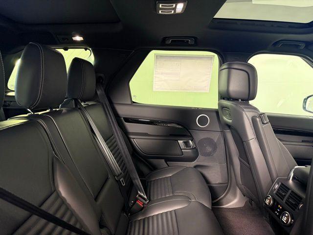 new 2025 Land Rover Discovery car, priced at $66,275