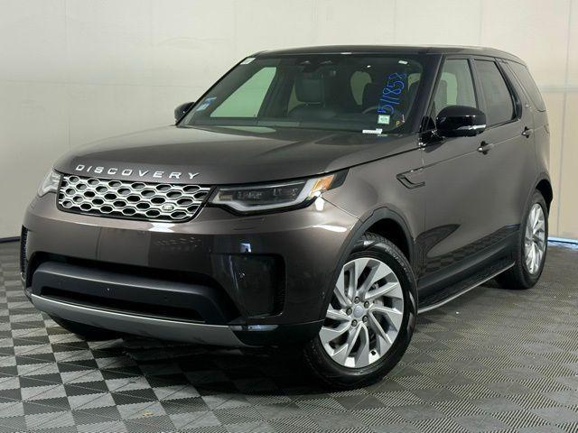 new 2025 Land Rover Discovery car, priced at $66,275