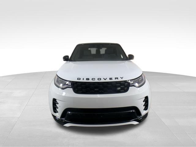 new 2025 Land Rover Discovery car, priced at $76,328