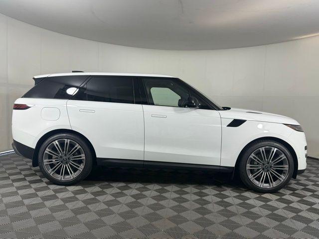 new 2025 Land Rover Range Rover Sport car, priced at $92,520
