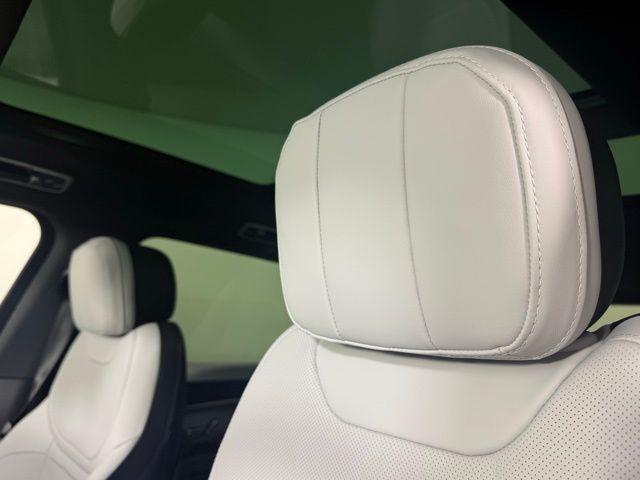 new 2025 Land Rover Range Rover Sport car