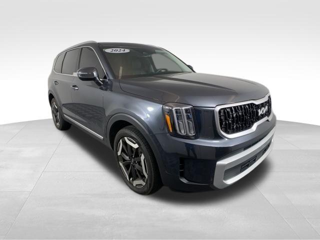 used 2024 Kia Telluride car, priced at $37,900