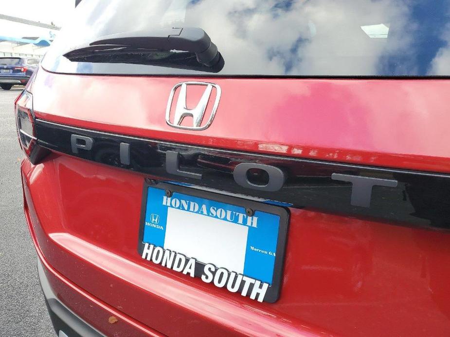 new 2024 Honda Pilot car, priced at $44,230