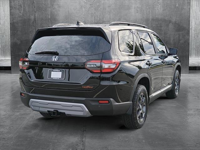 new 2025 Honda Pilot car, priced at $50,850