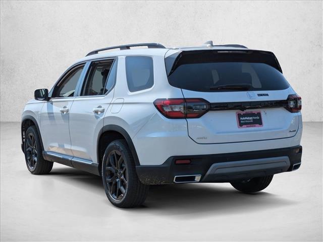 new 2025 Honda Pilot car, priced at $53,405
