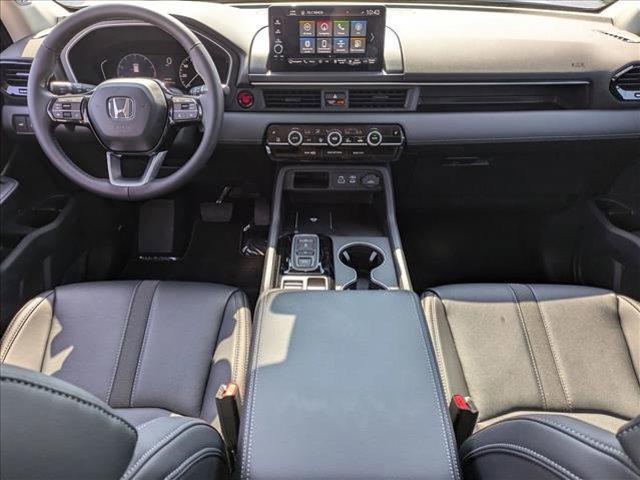 new 2025 Honda Pilot car, priced at $53,405