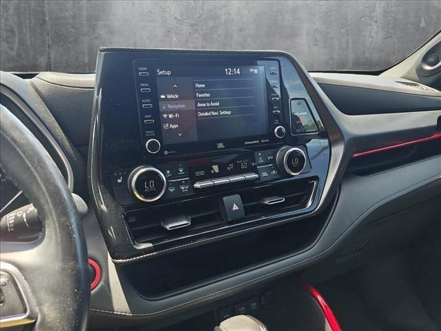 used 2021 Toyota Highlander car, priced at $32,284