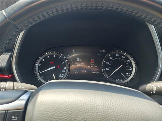 used 2021 Toyota Highlander car, priced at $32,284