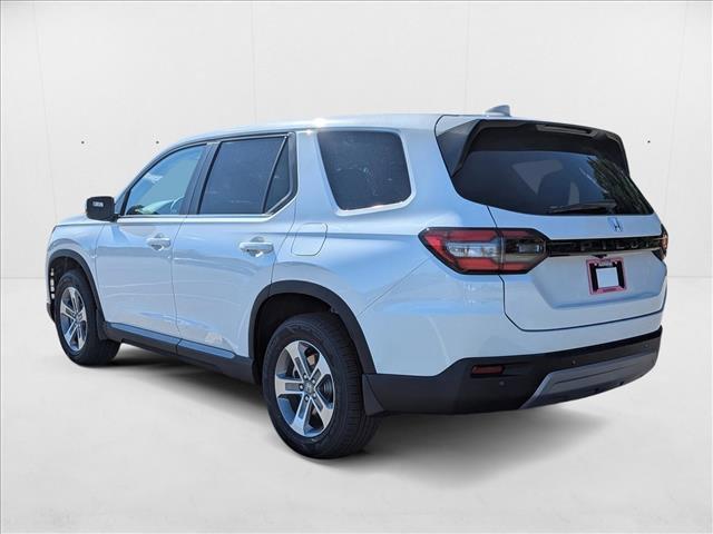 new 2025 Honda Pilot car, priced at $45,450