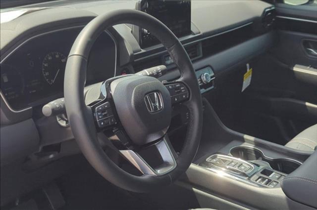 new 2025 Honda Pilot car, priced at $42,688