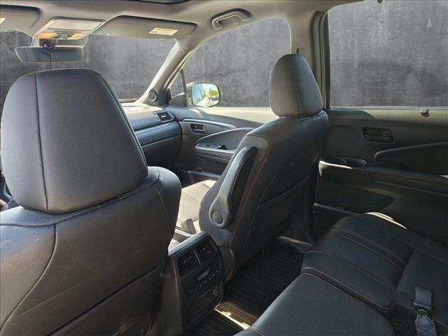 used 2022 Honda Pilot car, priced at $33,228