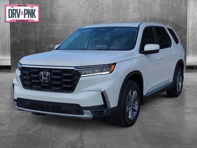 new 2025 Honda Pilot car, priced at $44,313