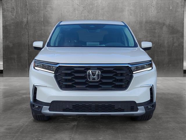 new 2025 Honda Pilot car, priced at $44,313