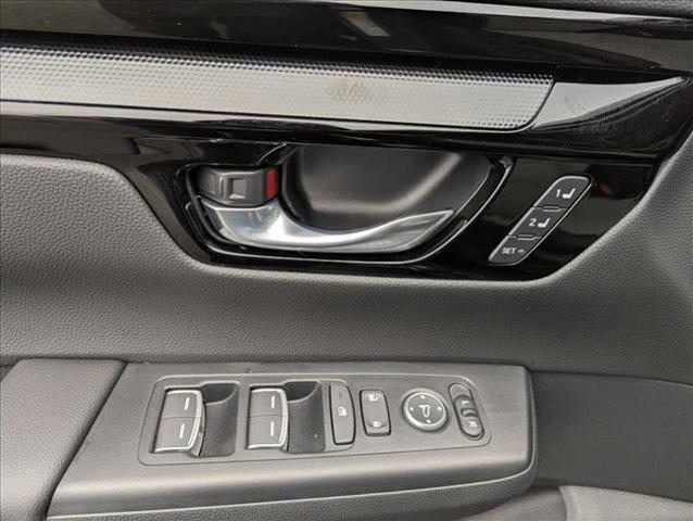 new 2026 Honda CR-V Hybrid car, priced at $43,700