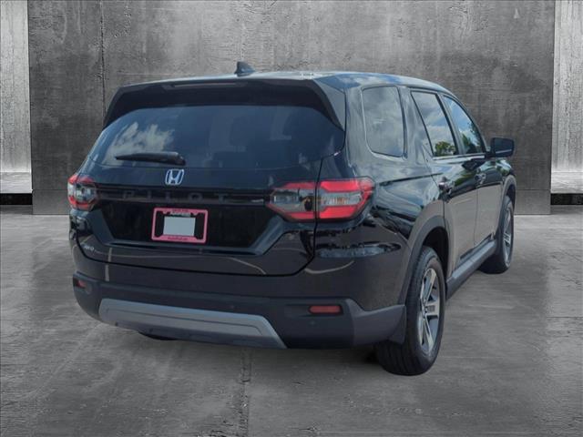 new 2025 Honda Pilot car, priced at $42,198