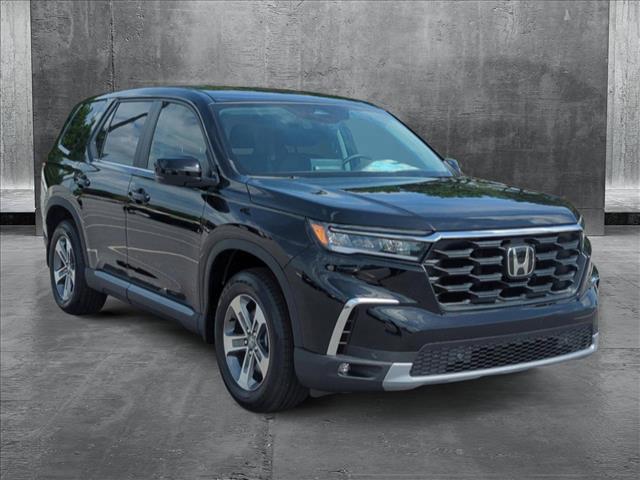 new 2025 Honda Pilot car, priced at $42,198