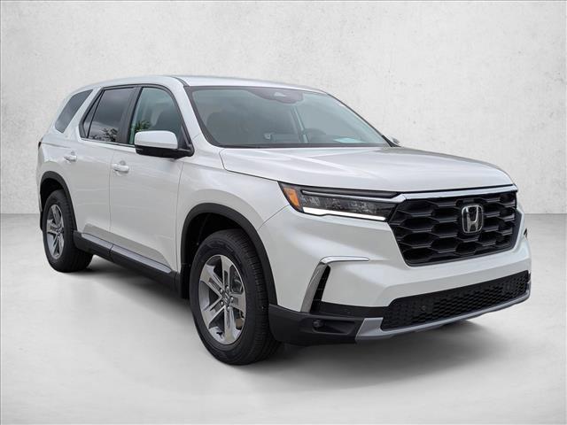 new 2025 Honda Pilot car, priced at $46,180
