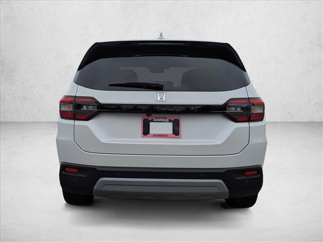 new 2025 Honda Pilot car, priced at $46,180