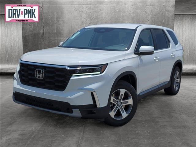 new 2025 Honda Pilot car, priced at $45,050