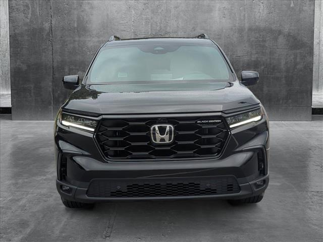 new 2025 Honda Pilot car, priced at $55,975