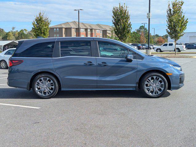 new 2025 Honda Odyssey car, priced at $48,005