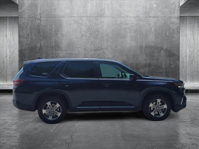 new 2025 Honda Pilot car, priced at $45,680
