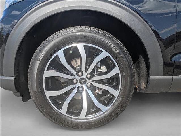 used 2025 Ford Explorer car, priced at $40,994