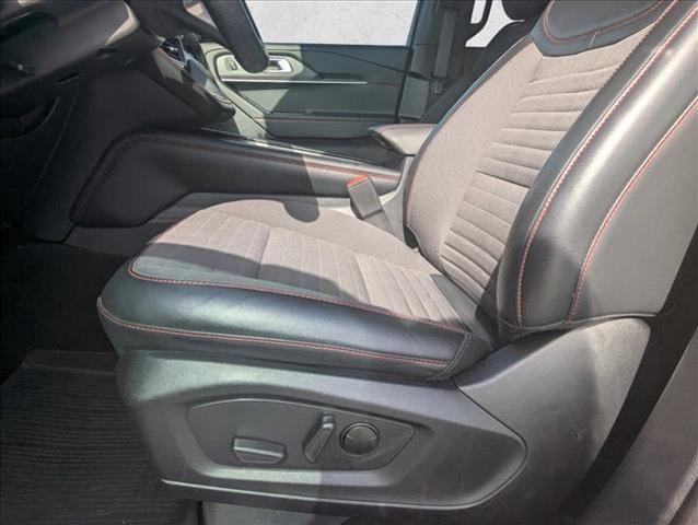 used 2025 Ford Explorer car, priced at $40,994