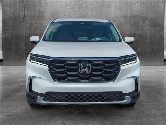 new 2025 Honda Pilot car, priced at $42,343