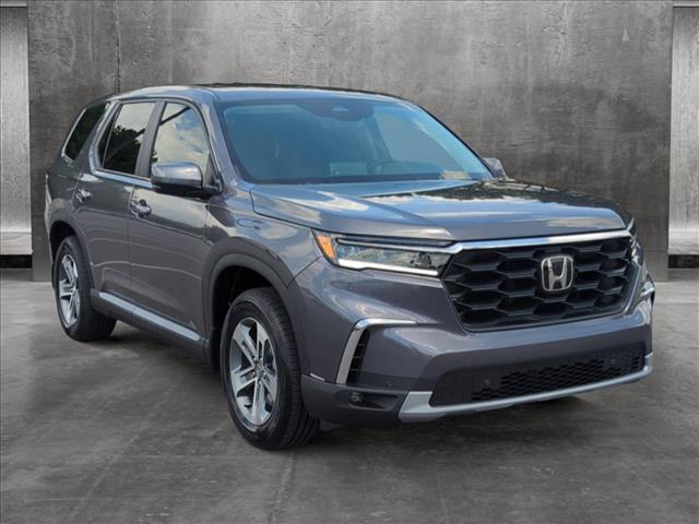 new 2025 Honda Pilot car, priced at $47,425