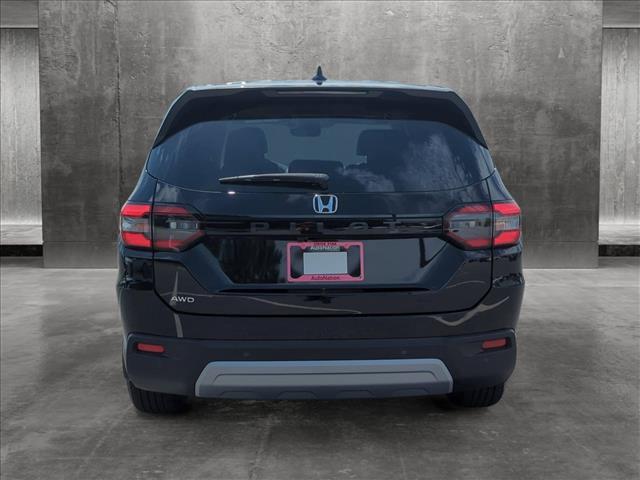 new 2025 Honda Pilot car, priced at $44,558