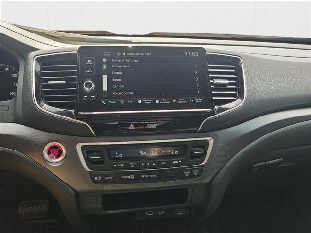 new 2025 Honda Ridgeline car, priced at $40,370