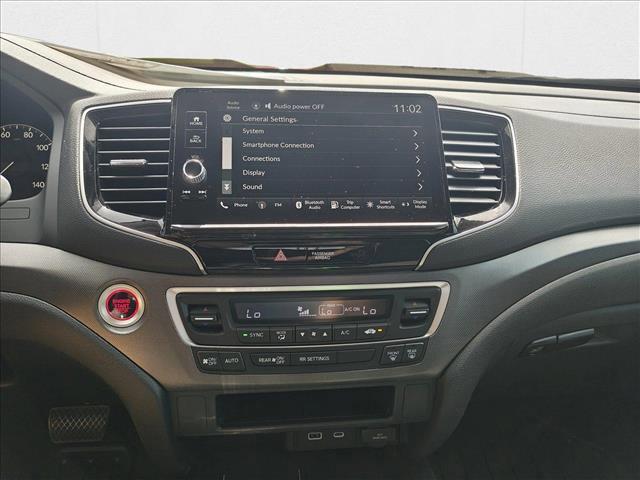 new 2025 Honda Ridgeline car, priced at $40,370