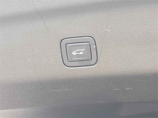used 2023 Cadillac Escalade ESV car, priced at $114,999