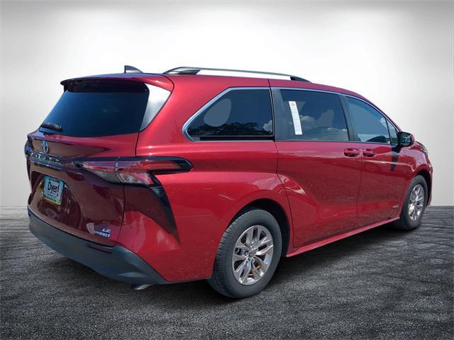 used 2021 Toyota Sienna car, priced at $29,999