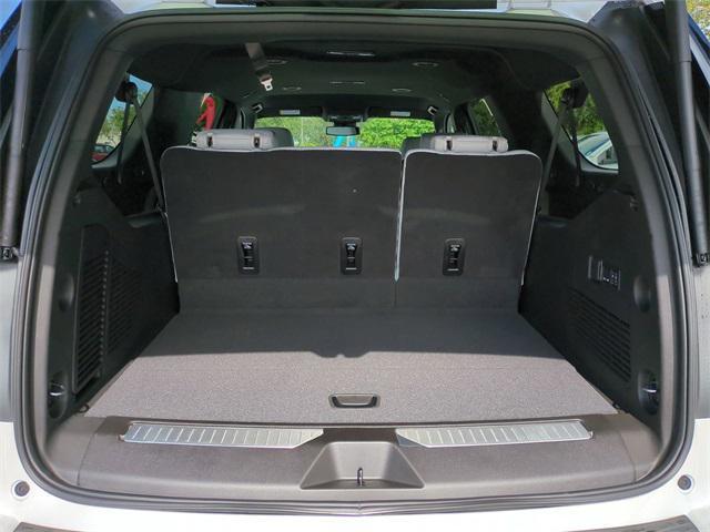 new 2025 Chevrolet Suburban car, priced at $77,621