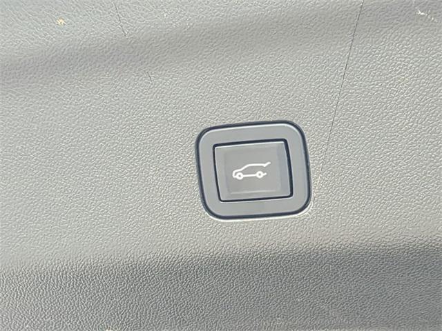 used 2022 GMC Yukon car, priced at $49,999